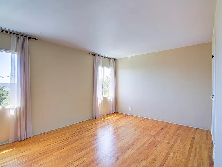 1802 Loma St — Photo 21