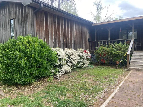 3115 Riverside Dr, White Hall, AR 71602