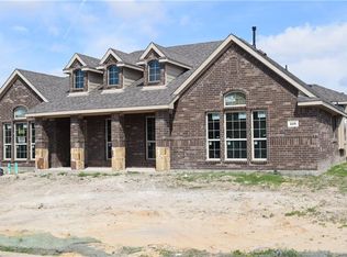 225 Wellington Dr, Desoto, TX 75115