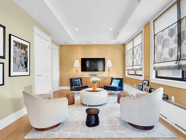 215 W 90th St #PHD — Photo 9