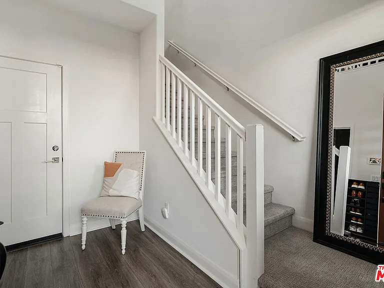 592 E Imperial Ave — Photo 6