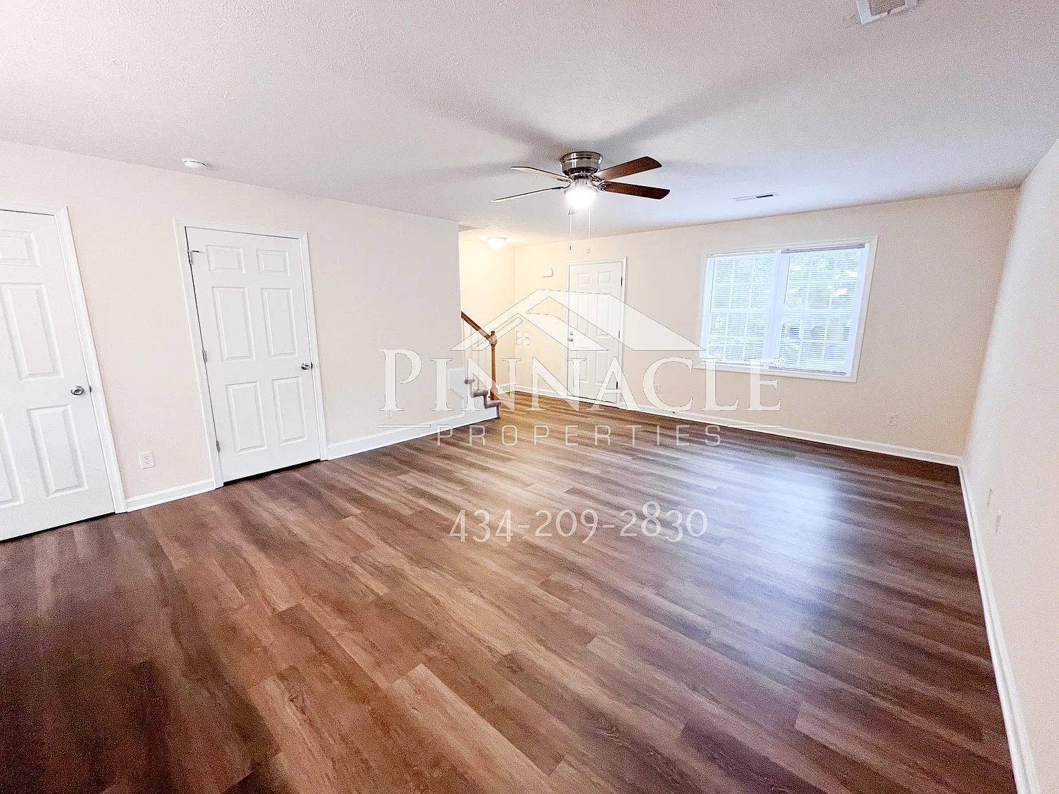 3 bed, 2.5 bath, 1600 sqft, $1,725 — Photo 4