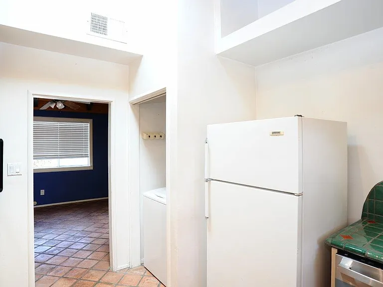 3326 E Elida St — Photo 10