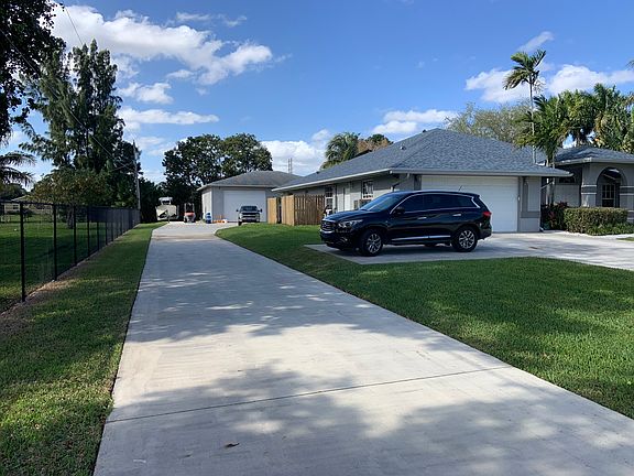 Front view left side