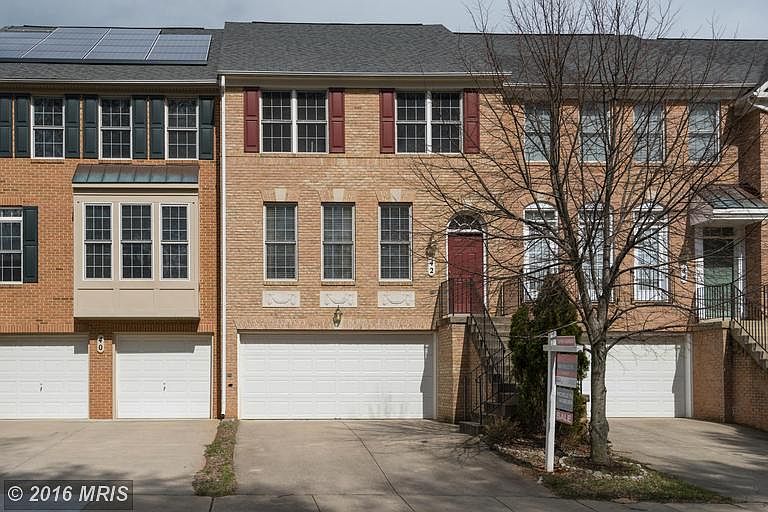 1st image of 42 Calabash Ct
