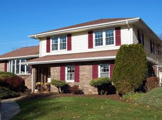 722 Loblolly Ln, Reading, PA 19607