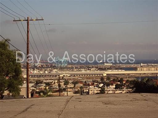 2nd image of 1022 W 23rd St APT 1