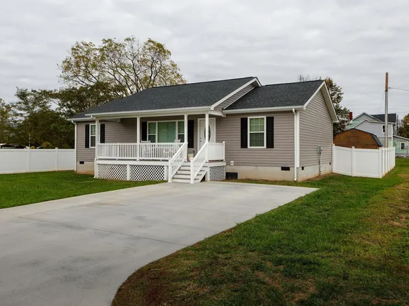 620 Wirt Ave, Elkton, VA 22827