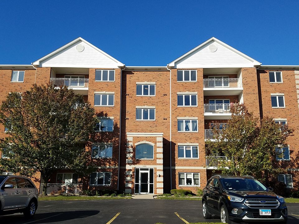 1st image of 5450 W 115th St #302