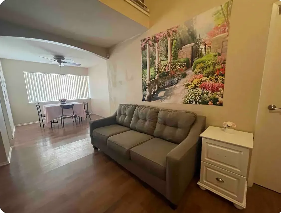 1 bed, 190 sqft, $1,000 — Photo 2