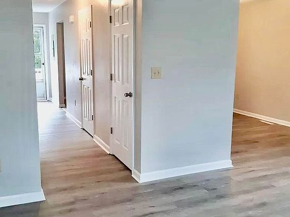 5th image of 2935 Cara Ct