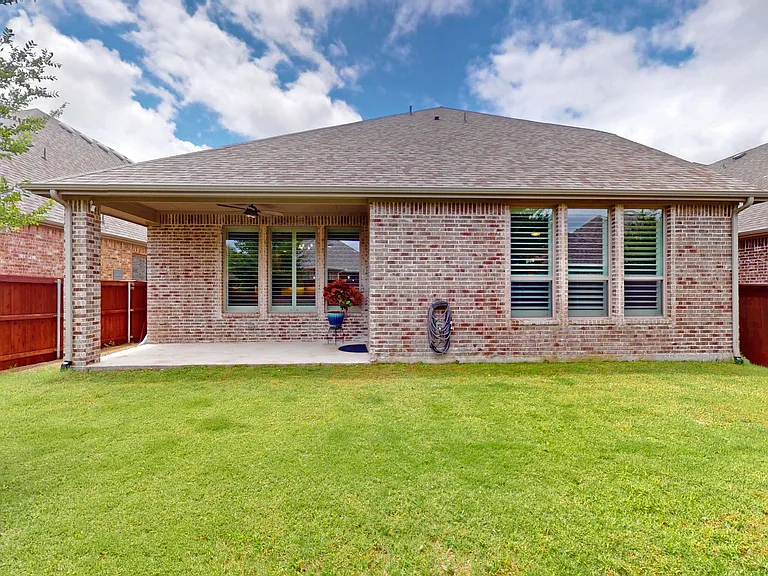 2912 Seattle Slew Dr — Photo 40