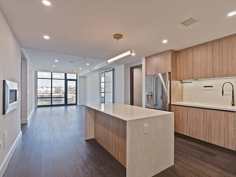 8701 Churchill Rd #502 — Photo 1