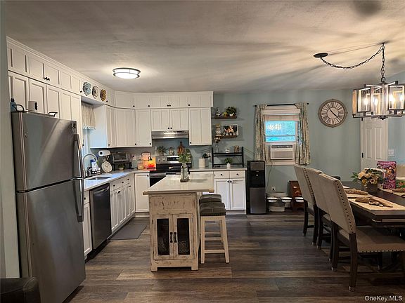 5th image of 59 Pennant Drive