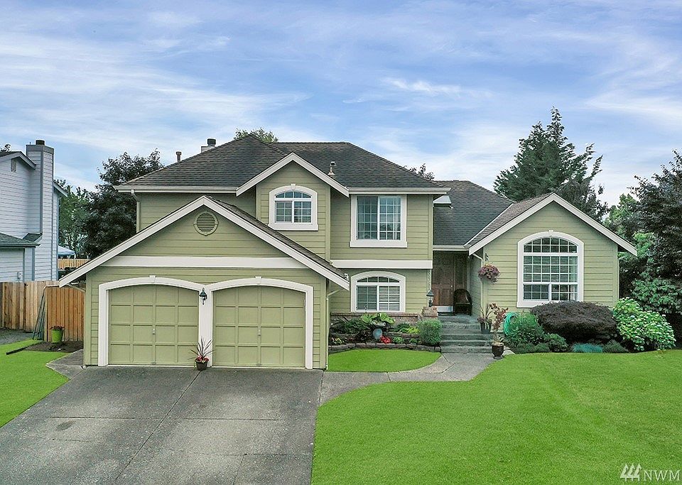 Welcome home to this stunning home in Kavera Estates!