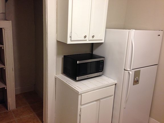 5th image of 310 W Bolton St APT D1