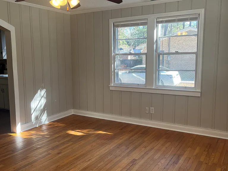 918 Brinkley St — Photo 2