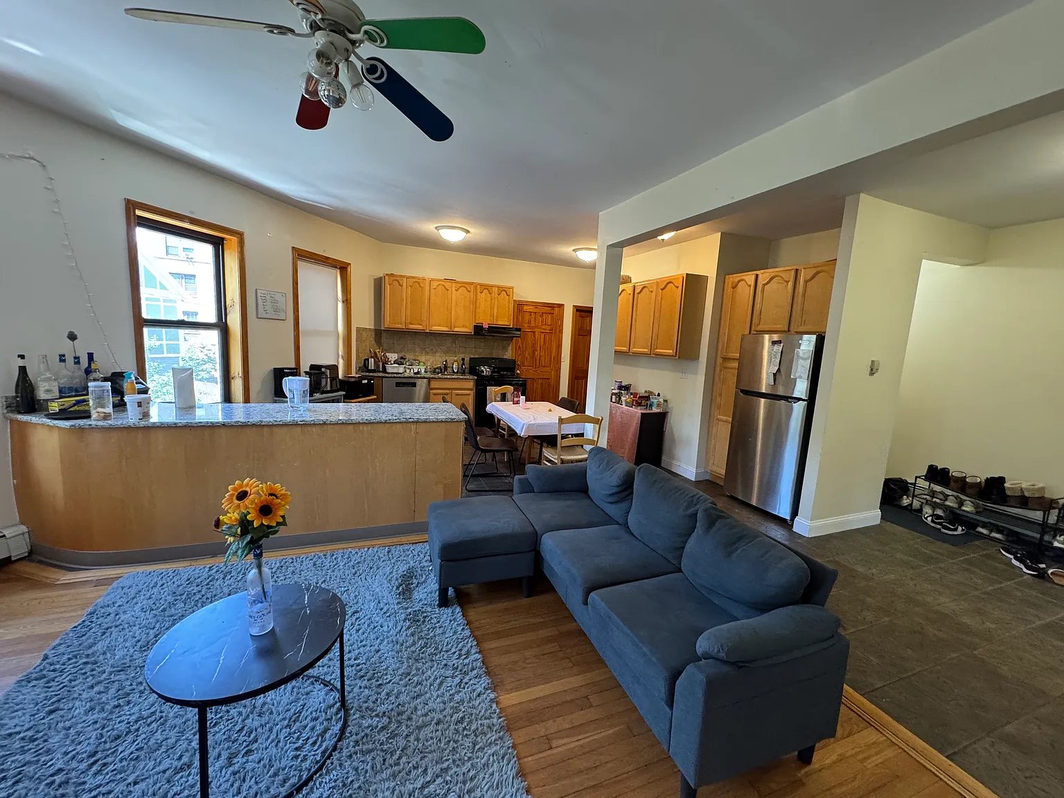 5 bed, 2.0 bath, $4,900 — Photo 2