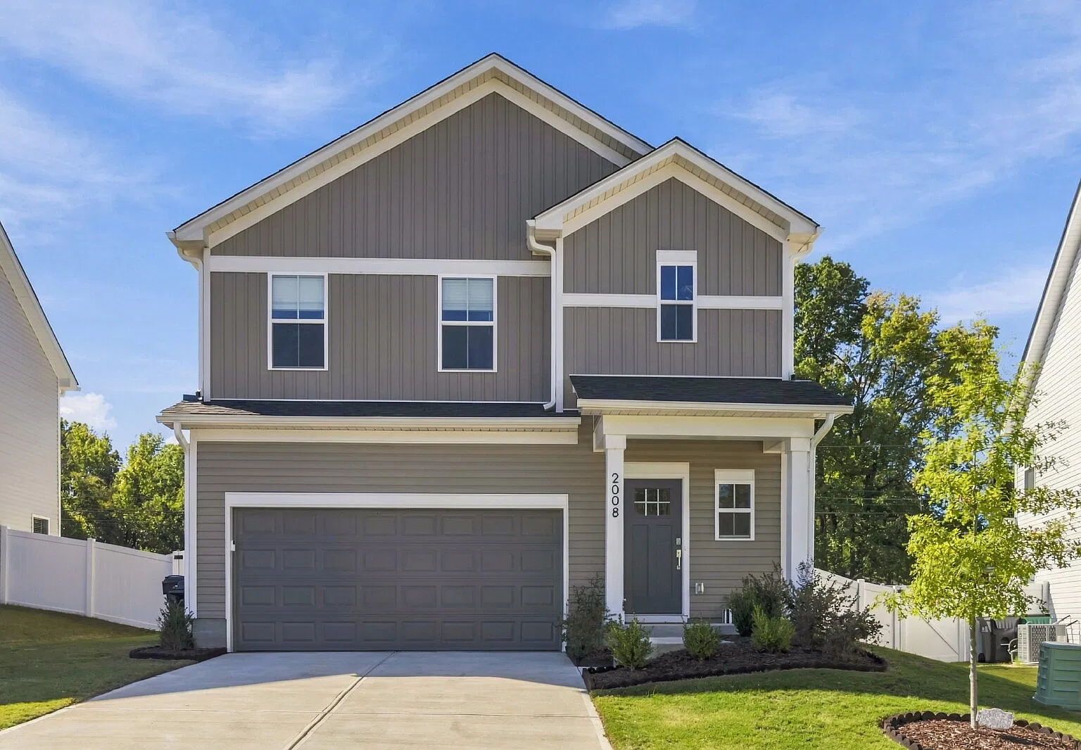 3 bed, 3.5 bath, 1564 sqft, $2,500 — Photo 1