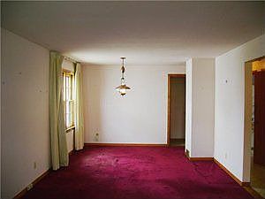 5th image of 2907 South Ave