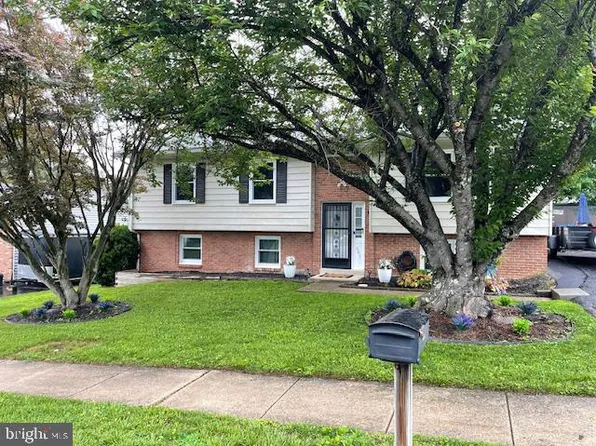 605 E H St, Brunswick, MD 21716