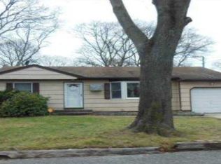 74 Balaton Ave, Ronkonkoma, NY 11779
