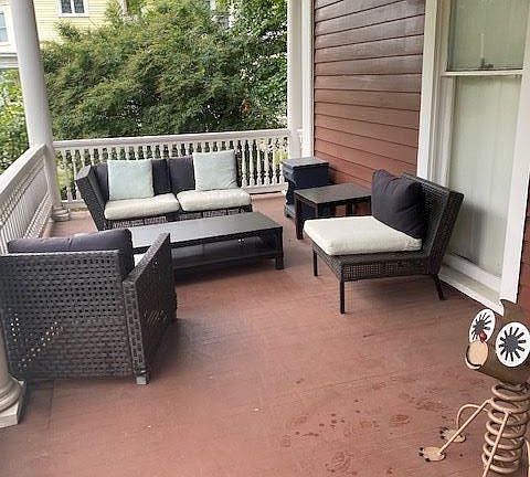 4th image of 209 Worthington Ave