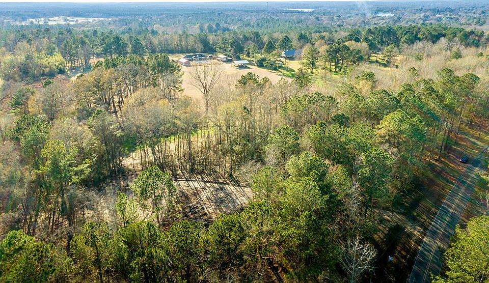1st image of 86 Davis Rd