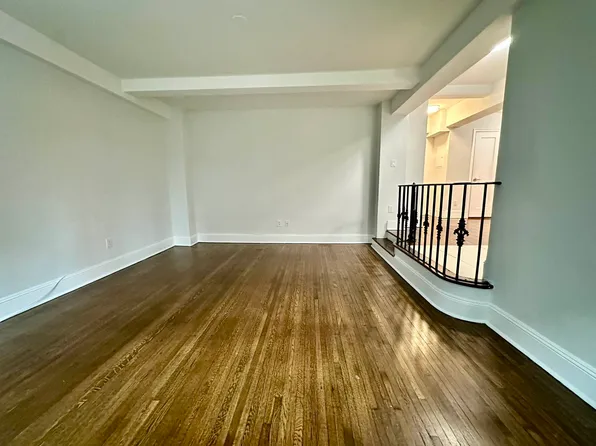 1080 Amsterdam Avenue image 8 of 29