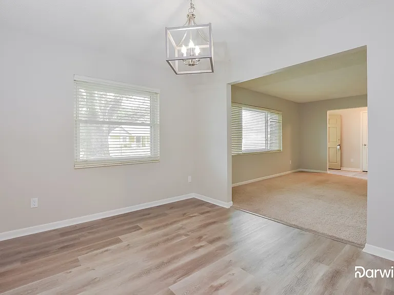1013 Bradford Dr — Photo 8
