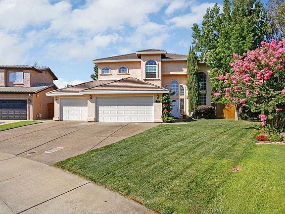 2nd image of 2535 Candlewood Dr