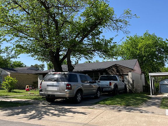 2nd image of 1847 Danube Dr