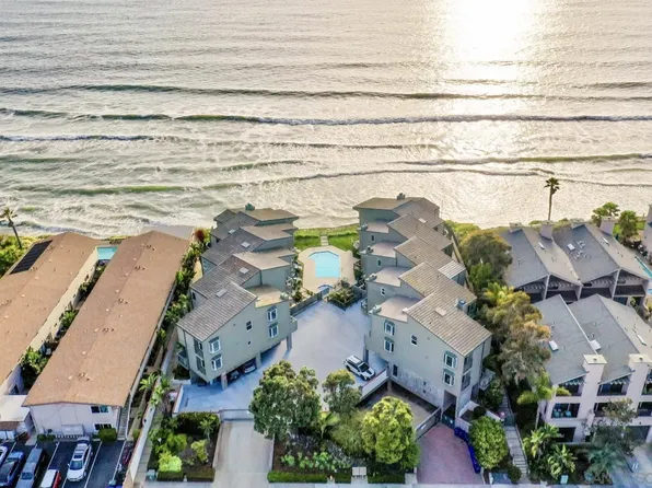 940 Sealane Dr APT 16, Encinitas, CA 92024