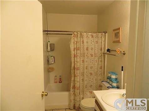 5th image of 1679 Pentecost Way Unit 2