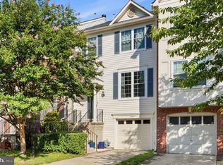 20827 Butterwood Falls Ter, Sterling, VA 20165