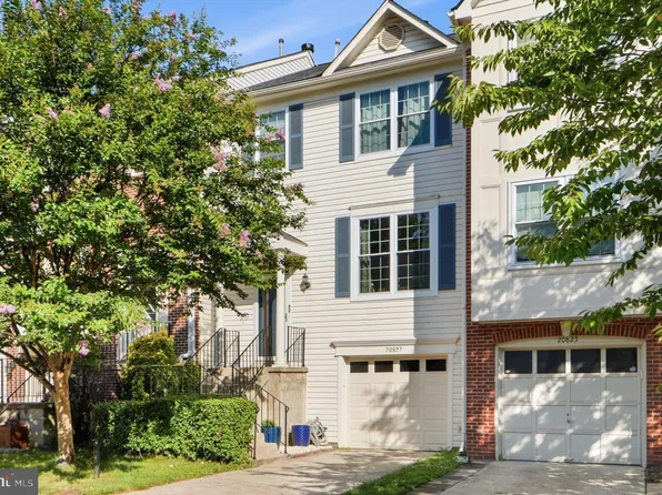 20827 Butterwood Falls Ter, Sterling, VA 20165