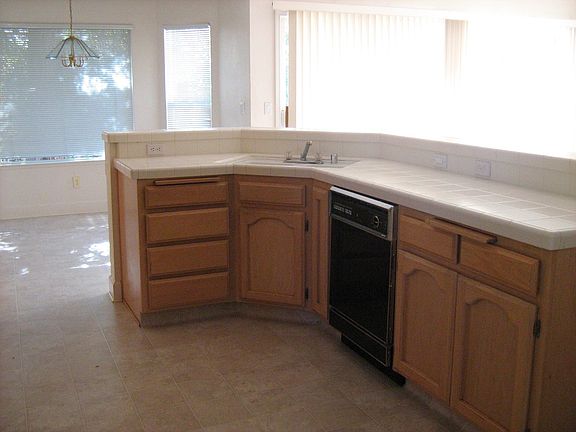 3rd image of 1376 Portofino Dr