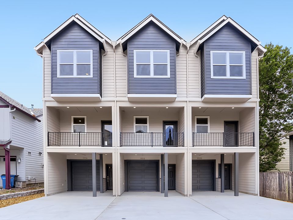 1st image of 9916 NE 28th Pl #1
