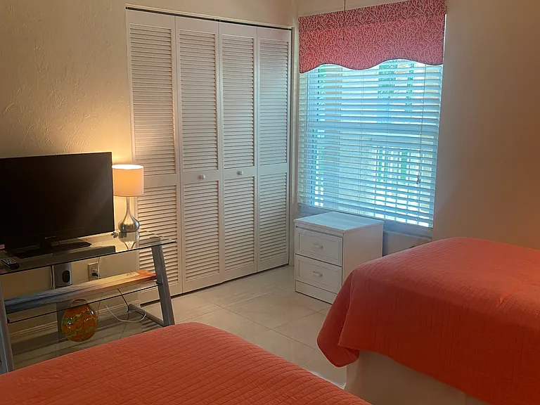 897 Collier Ct #202 — Photo 20