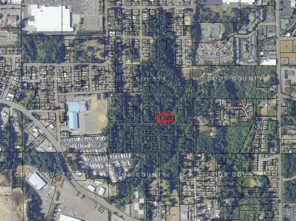 0 Oak St, North Bend, OR 97459