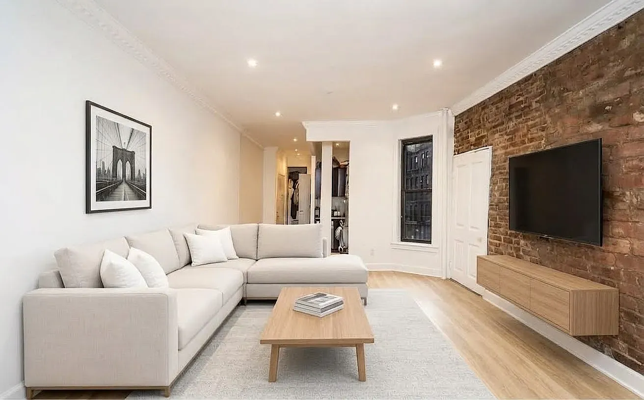 332 East 71st Street — Photo 1