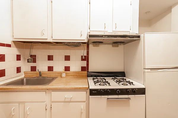 Rented by Nolita Group | media 14