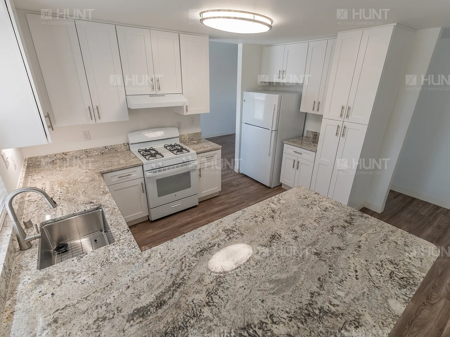 3 bed, 1427 sqft, $2,329 — Photo 1