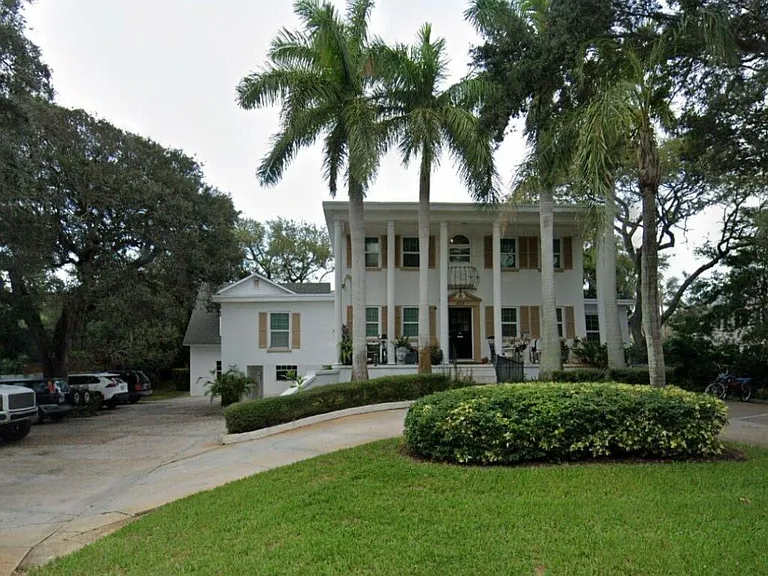 Flamevine Ln — Photo 1