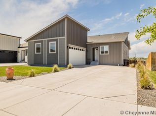 1904 Pine Ave, Cheyenne, WY 82007