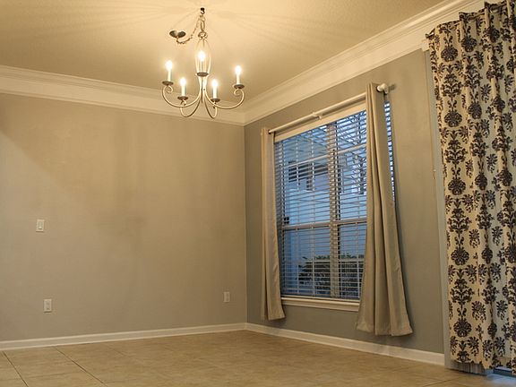 4th image of 3860 Lionheart Dr