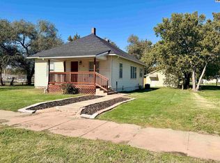 316 W Sherman Ave, Hutchinson, KS 67501
