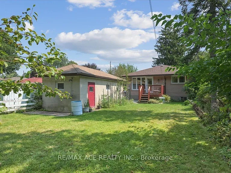 26 Oakridge Dr #BASEMENT — Photo 12