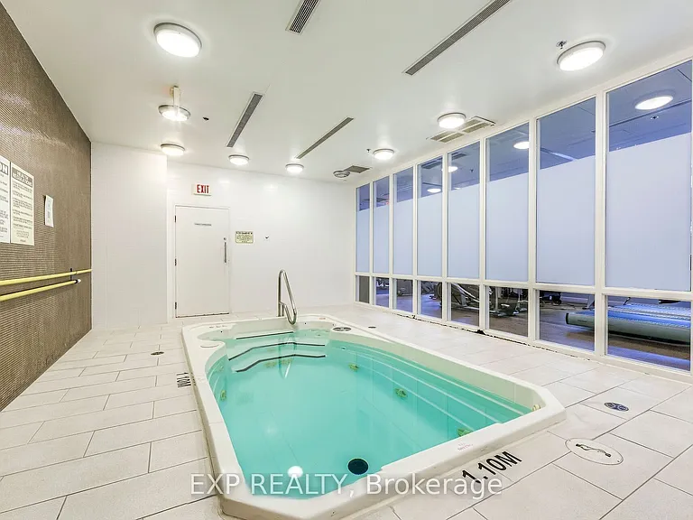 21 Nelson St #823 — Photo 17