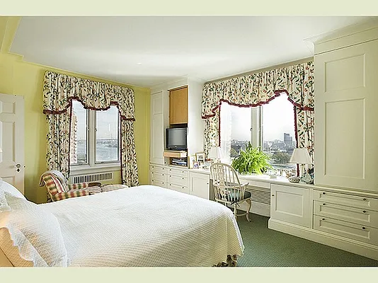 Sold by Stribling | media 14